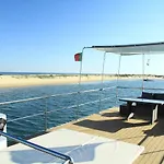 Barco Casa Úszó hotel
