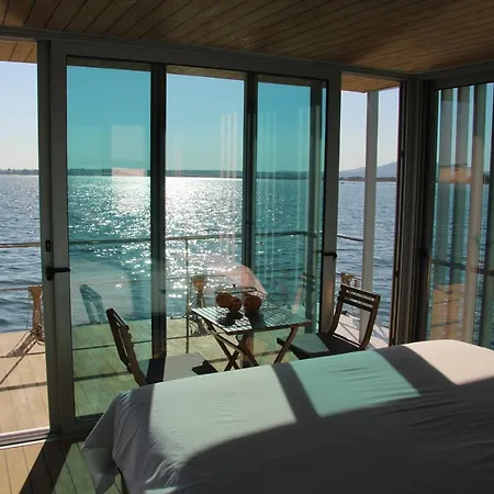 Barco Casa Fuzeta Botel Fuzeta