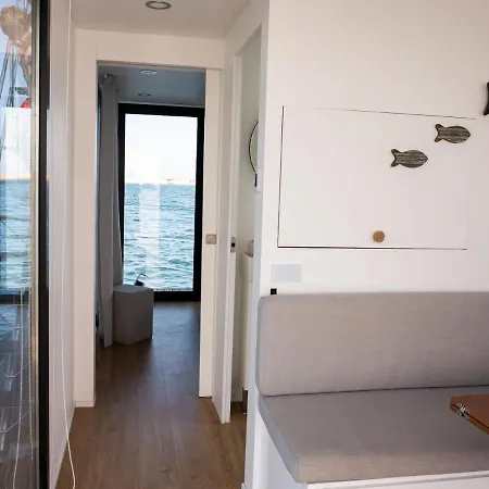 Botel Barco Casa Fuzeta Fuzeta