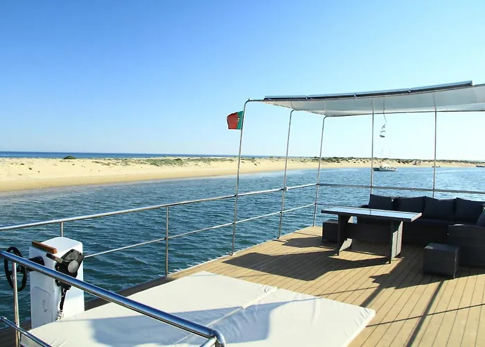 Barco Casa Bateau-hôtel