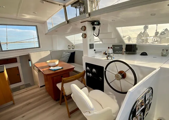 Barco Casa Bateau-hôtel *