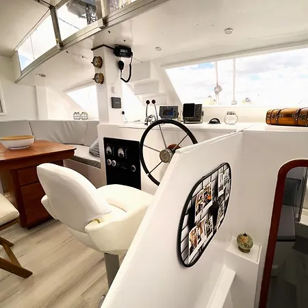 Barco Casa 푸제타